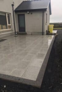 Rimini Flags Pepper Slate Border